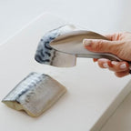 Finger-like "Yubisaki" Tong  by leye